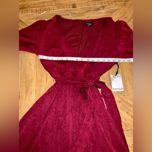 Kensie Burgundy dress - size 10 - nwt - chiffon fit & flare (holiday vibes!) - Picture 9 of 11